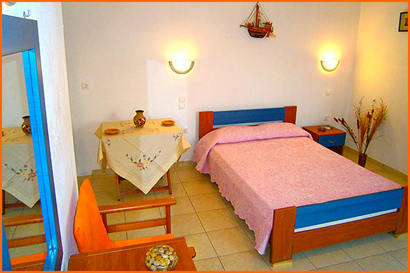 Iremia Rooms Adamantas  Exteriör bild